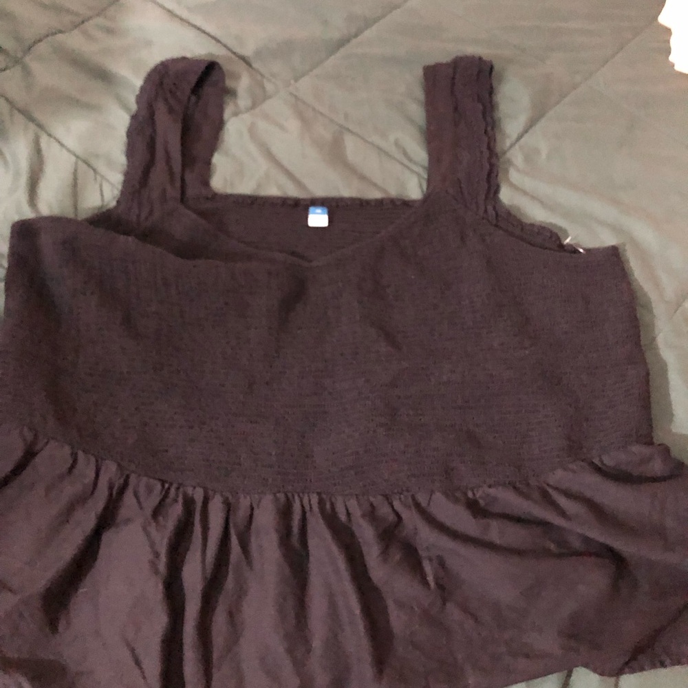 Old Navy Black Ribbed Knit Tank - Picture 2 of 2